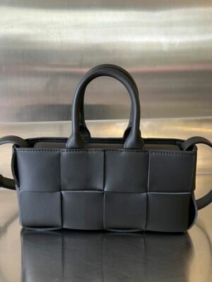 BO-VE 776778 mini east- west ARCO to special  22cm BV VB intrecciato lambskin