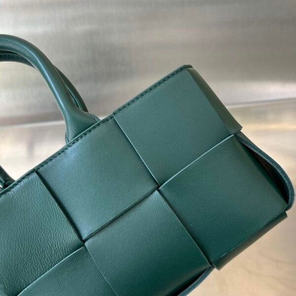 BO-VE 776778 mini east- west ARCO to special  22cm BV VB intrecciato lambskin