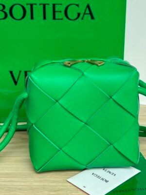 BO-VE 701915 Cassette Camera Bag 14cm BV VB