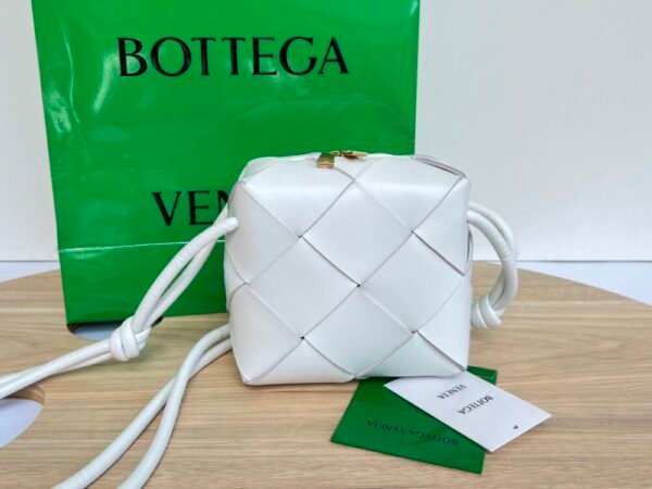 BO-VE 701915 Cassette Camera Bag 14cm BV VB