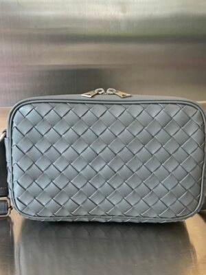 BO-VE 710048 Woven Camera Bag For Women 24.5cm BV VB