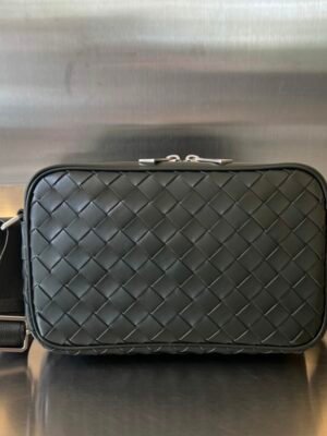 BO-VE 710048 Woven Camera Bag For Women 24.5cm BV VB