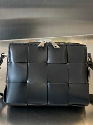 BO-VE 730027 Woven Camera Bag For Women/men 20cm BV VB