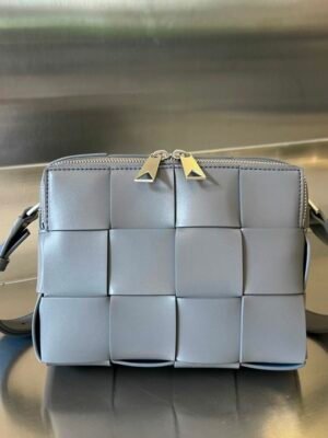 BO-VE 730027 Woven Camera Bag For Women/men 20cm BV VB