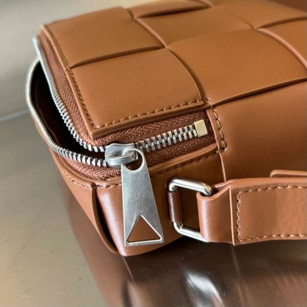 BO-VE 730027 Woven Camera Bag For Women/men 20cm BV VB