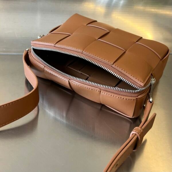 BO-VE 730027 Woven Camera Bag For Women/men 20cm BV VB