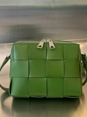 BO-VE 730027 Woven Camera Bag For Women/men 20cm BV VB