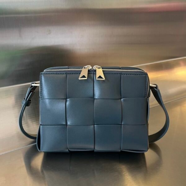 BO-VE 730027 Woven Camera Bag For Women/men 20cm BV VB