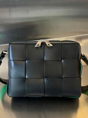 BO-VE 730027 Woven Camera Bag For Women/men 20cm BV VB