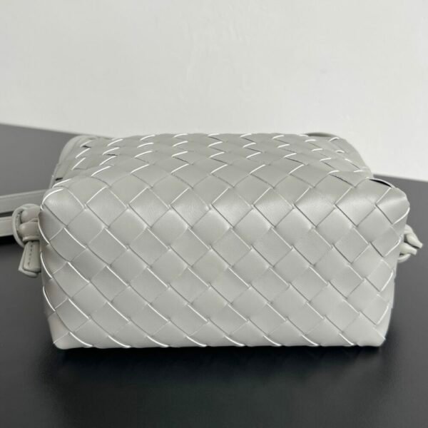 BO-VE Loop handbag 796615 For Women 19cm BV VB