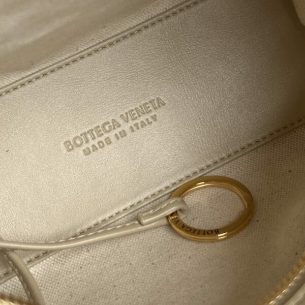 BO-VE Loop handbag 796615 For Women 19cm BV VB