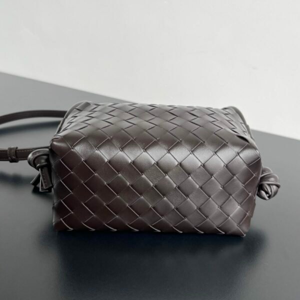BO-VE Loop handbag 796615 For Women 19cm BV VB