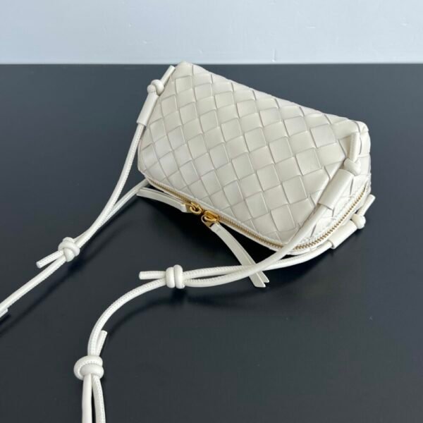 BO-VE concert pouch 794258 For Women 18.5cm BV VB Intrecciao
