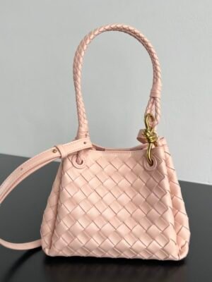 BO-VE Chain parachute 796569 sheepskin women bag 21cm BV VB