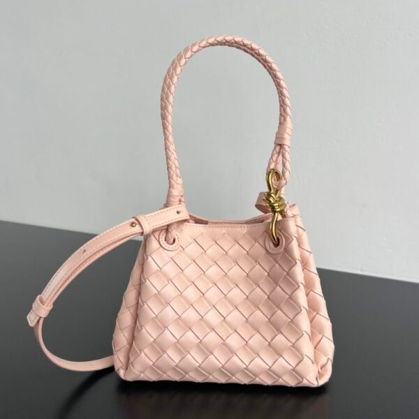 BO-VE Chain parachute 796569 sheepskin women bag 21cm BV VB