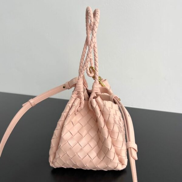 BO-VE Chain parachute 796569 sheepskin women bag 21cm BV VB