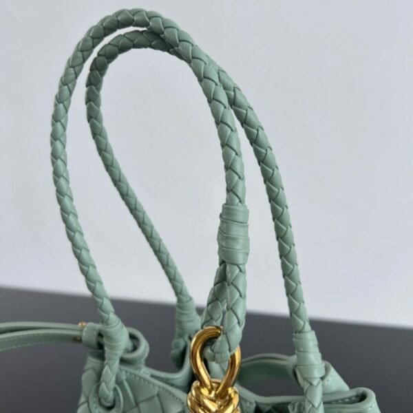 BO-VE Chain parachute 796569 sheepskin women bag 21cm BV VB