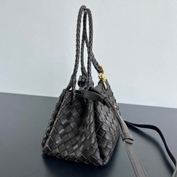 BO-VE Chain parachute 796569 sheepskin women bag 21cm BV VB