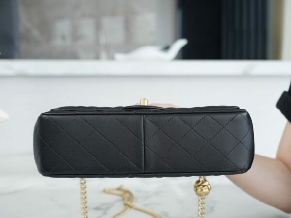 CHL 23S Spring and Summer New Camellia CF Small Black 23.5cm