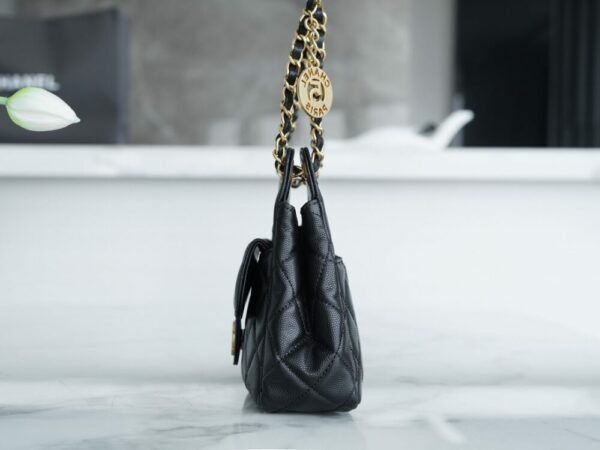 wsxc1742913543366_6 CHL 23c Resort Collection Ball Small 19cm