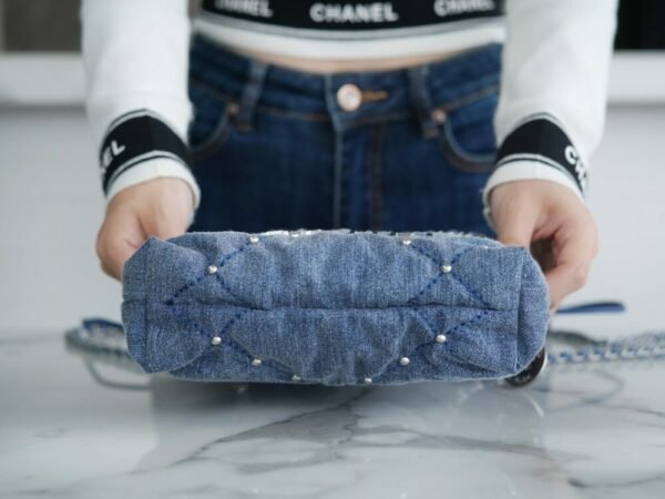 CHL 24s Spring/Summer New Denim 22mini bag Grey-blue 20cm
