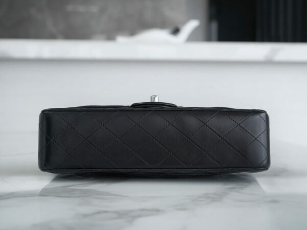 CHL CF Classic Flap Medium Classic Flap Bag Black Sheep Gold 25cm