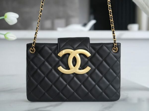 wsxc1742924380964_8 CHL 24c Retro Large Logo Horizontal Shopping Bag Black 26.5cm