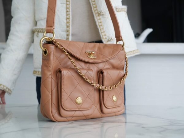 wsxc1742924645438_2 CHL 24p hobo messenger bag small caramel 24.5cm