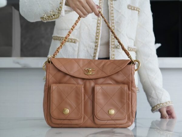 wsxc1742924645439_0 CHL 24p hobo messenger bag small caramel 24.5cm