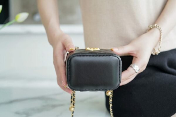 wsxc1742927427290_4 CHL Double Gold Ball Mini Box Bag 11cm