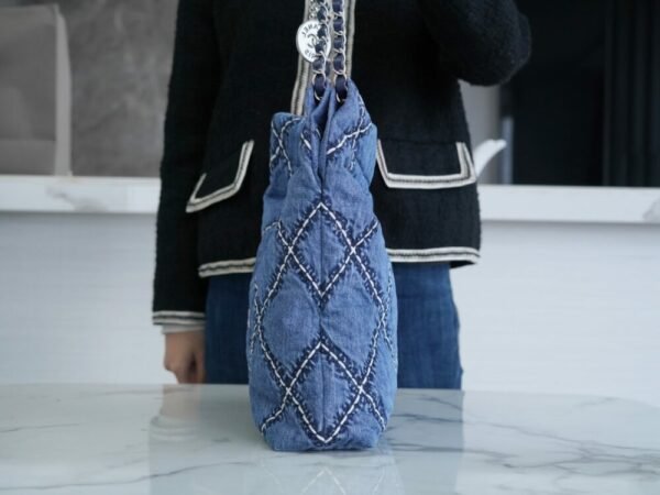 CHL 24p Spring and summer new denim 22 small size 37cm