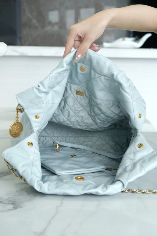 wsxc1742929483467_6 CHL 23C 22 Handbag Genuine leather Haze blue Medium 42cm