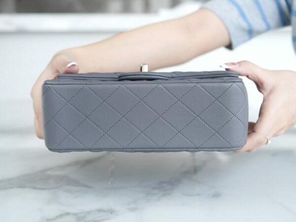 CHL 23k Autumn and winter "double C" handle CF dark gray 20cm