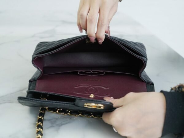 CHL Classic Flap Black Bull Gold Small 23cm