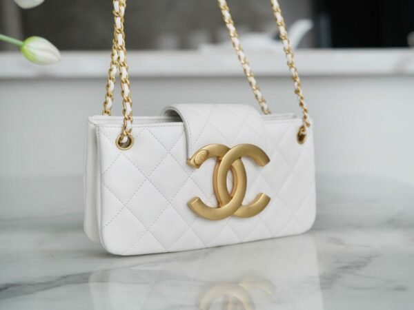 CHL 24c original lambskin retro big logo baguette bag 24cm