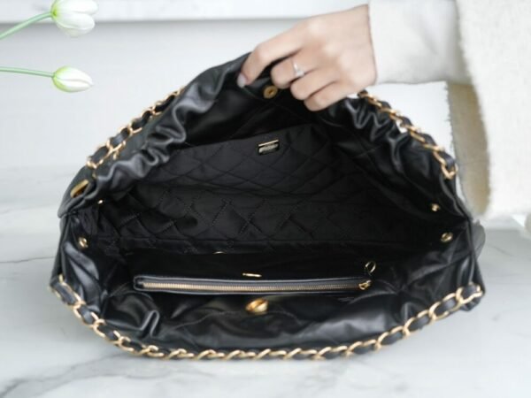 CHL 24C Horizontal 22 Handbag Black Gold Buckle 45cm