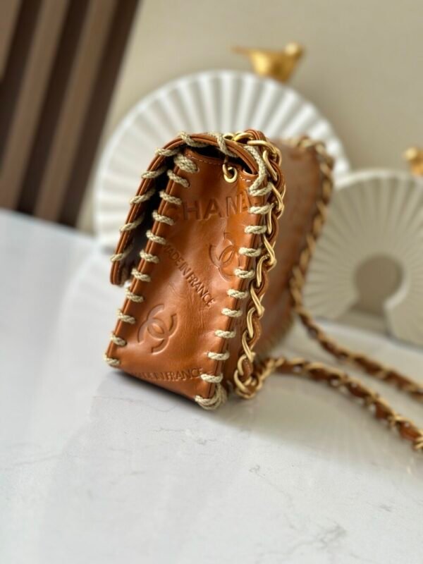 CHL Vintage resin leather chain bag 25cm A2216