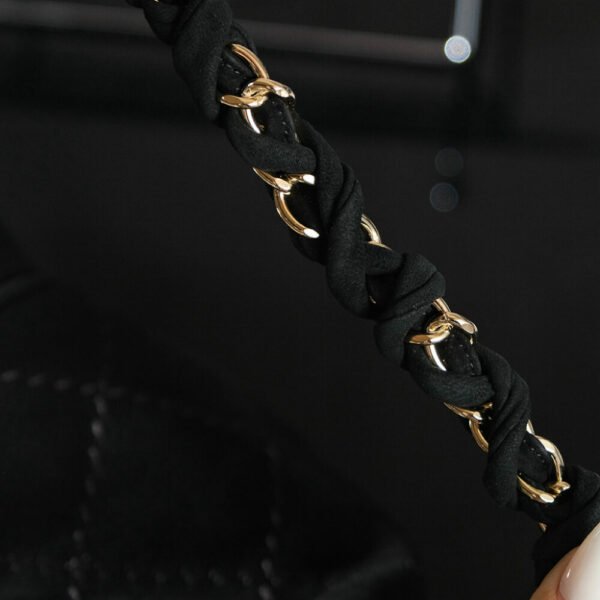 CHL Single shoulder chain bag