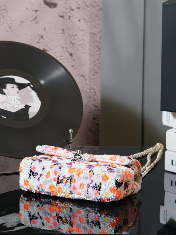 CHL 25p Handmade Sequin Flap Bag 21cm