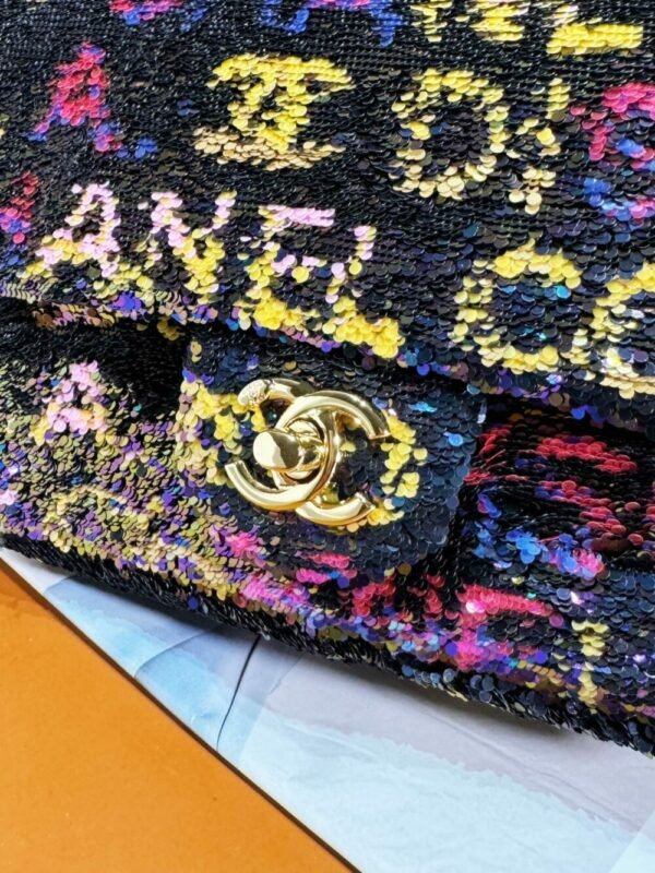 CHL 24c sequin CF beads AS4651