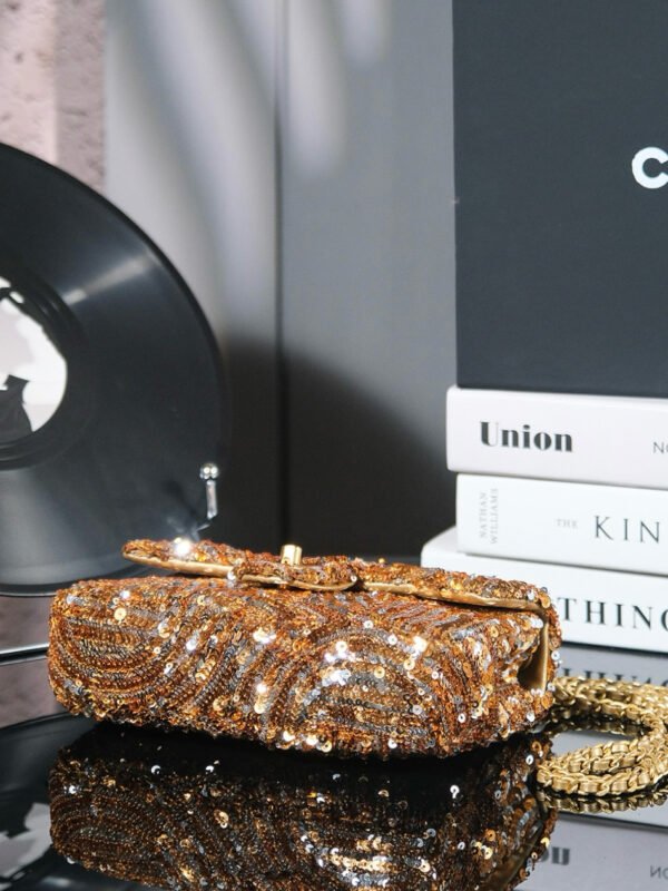 CHL CF 19 Autumn High-end Workshop 21cm