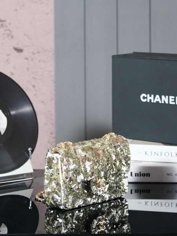 CHL 25c Handmade Sequined Flap Bag 21cm cf