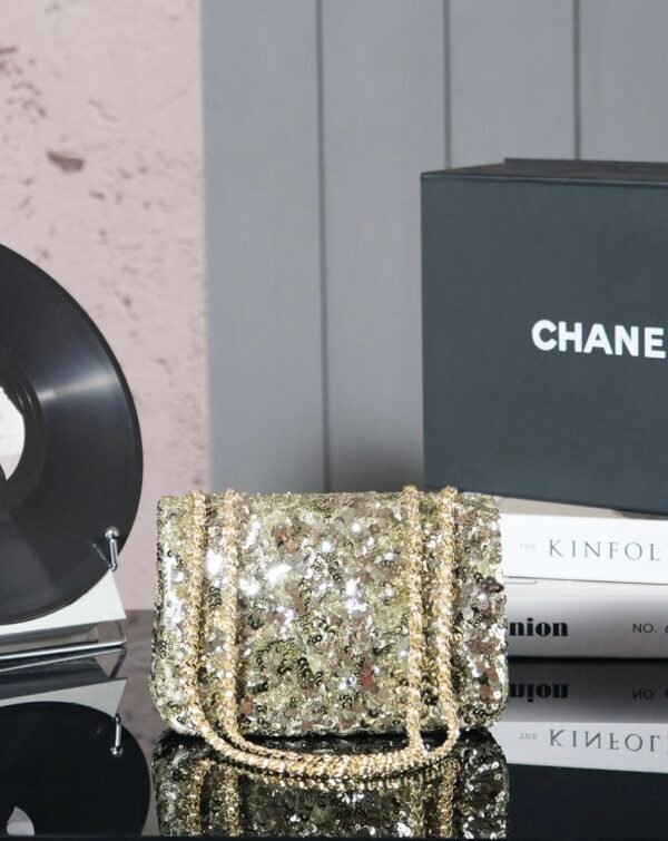 CHL 25c Handmade Sequined Flap Bag 21cm cf