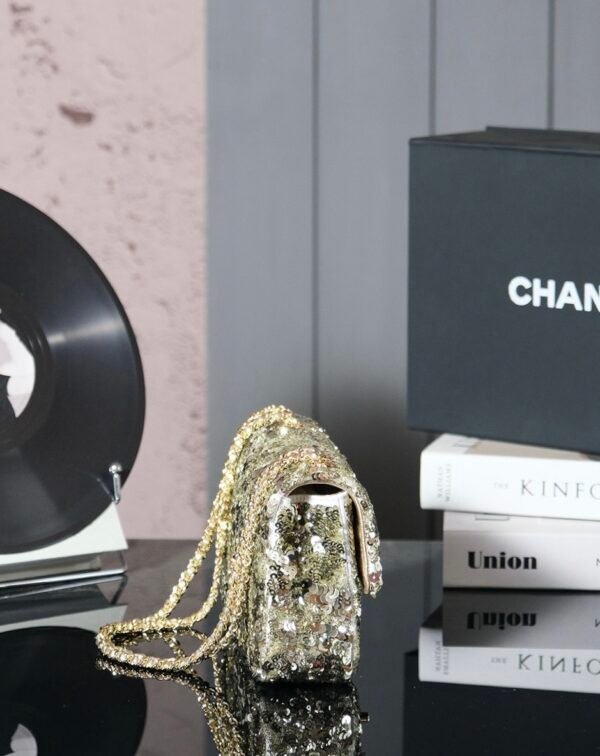 CHL 25c Handmade Sequined Flap Bag 21cm cf