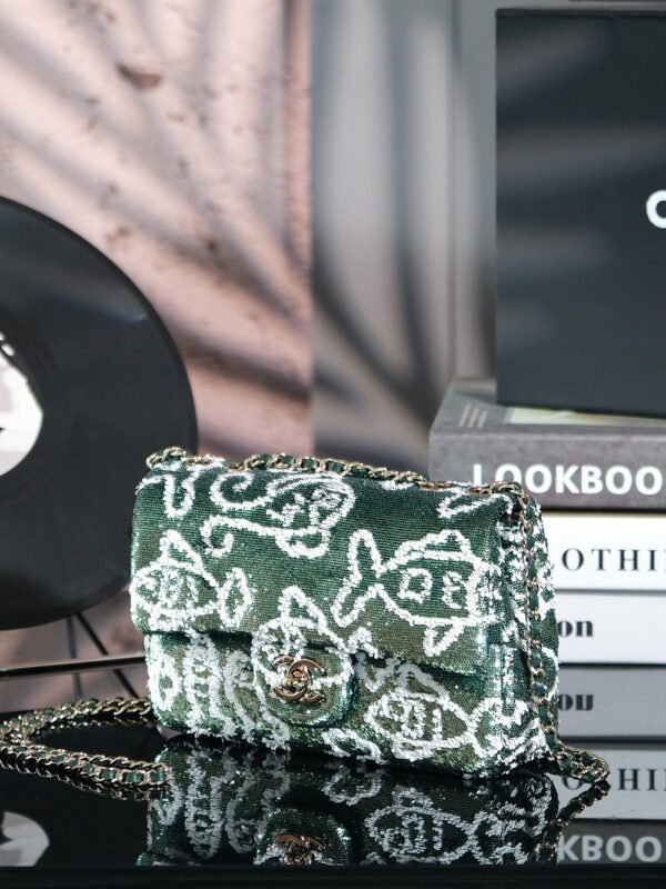 CHL 25c Handmade Sequined Flap Bag 21cm cf