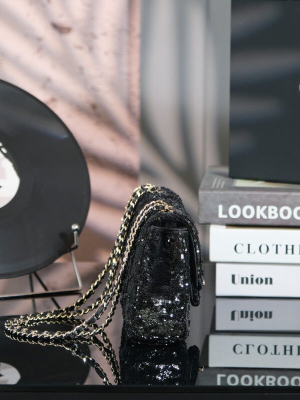 CHL 24k sequin logo beaded bag autumn and winter 20cm cf