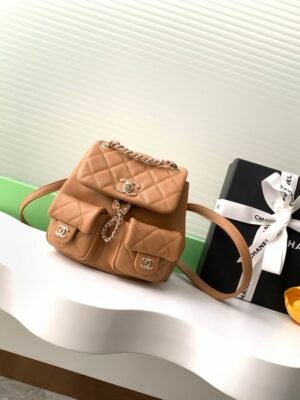 CHL 23A Cowhide Little Frog Backpack AS3787 17.5cm