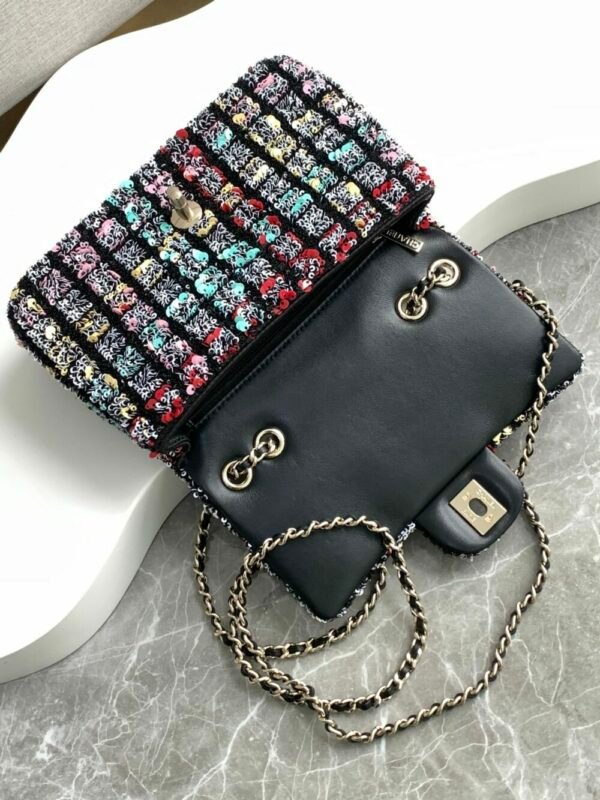 CHL 25c CF AS4561 20cm Sequins Beads