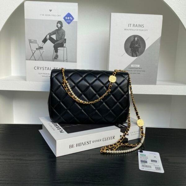 CHL 25P Spring/Summer Collection AP5353 Mini Flap Bag 22cm