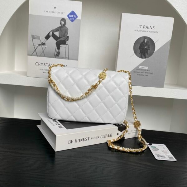 CHL 25P Spring/Summer Collection AP5353 Mini Flap Bag 22cm